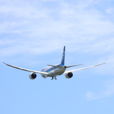 熊本空港でよく飛行機眺めてます🛫Boeing777と787が特にお気に入り🛬飛行機ファンの方と繋がりたくてアカウントを作りました😌写真は素人です😅