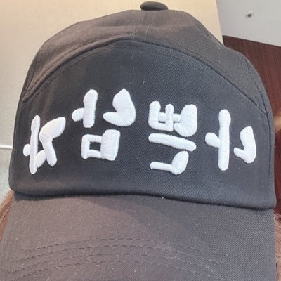 f7279163940823's profile picture. 