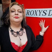 roxy's den(@roxysden) 's Twitter Profileg