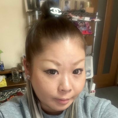 一児の男の子のママ 桜山ジェラートLoop金山店オーナーの嫁の優です⭐︎ プレミアムなジェラートを沢山のアイドルの方々に食べて頂き是非皆様もLoop金山店へお待ちしております❤️