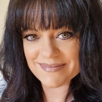 Angie ✈️ Completely Unique (@flying_llamasuk) 's Twitter Profile
