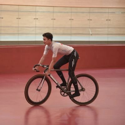 DiarZharif's profile picture. 