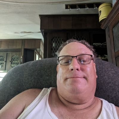 Mike05905399's profile picture. I'm 60 and I'm a laid back
 Ugly old man Lol