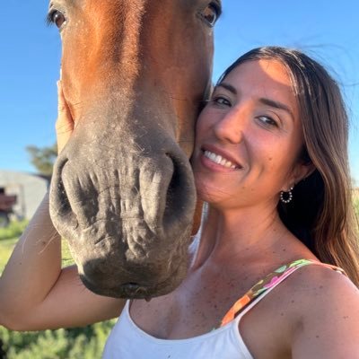 HELLO STRANGER 👋🏼 Ingeniera en Producción Agropecuaria 👩🏻🌾 y Runner 🏃🏻♀️