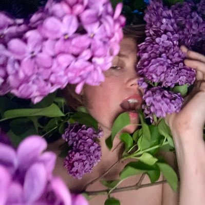 18+ . goofy intellectual . wholesome monster . humble creative . grounded freak . Marley.mack@protonmail.com 💗. https://t.co/WfLsMidOfA