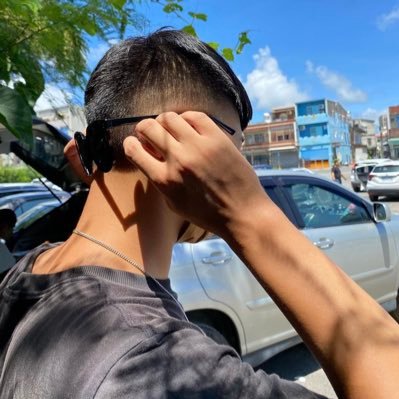 Timmy_0093's profile picture. 176/71/20歲＃同#屏東#非自住 #記得給臉照