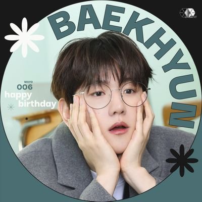 Twitter perteneciente al Fan Club de EXO en Argentina - Two Moons. Dedicada específicamente a Baekhyun ( @B_hundred_Hyun ). Miembro de @BBHGlobalUnion