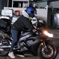 YZF-R1乗りのpizza (@pizzaninja250r) 's Twitter Profile
