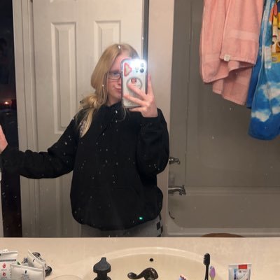 💙Mommy to Luca Elliott 🐻💙🤍Nicholas Dean🤍🩵🕊️LLD🕊️🩵🩷Izabella Rose🌹🩷