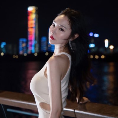 #BTC 大餅不到十萬不脫單 女交易员 自然交易与裸K 分享日常和交易思路 #Binance #OKX 注册终身8折手续费：https://t.co/N0tfJM5a1E