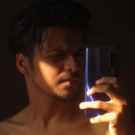 Anshulxd_'s profile picture. Idk man!