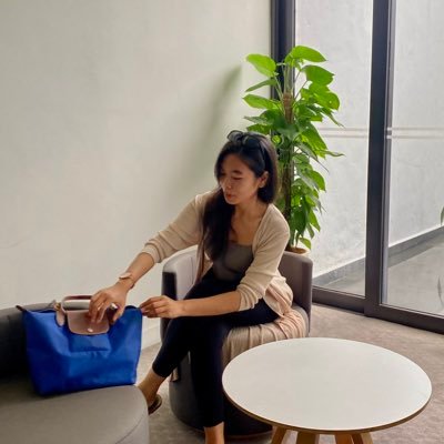 amiranaat's profile picture. (laughs nervously) views may change as i learn.