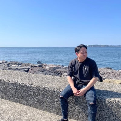 フリーランスエンジニア🇯🇵×🇵🇭 #Web制作 / #React / #TypeScript / #Laravel 趣味:筋トレ / ダーツ / ドライブ