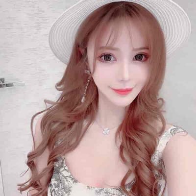 7yNUdpPx323S2mo's profile picture. 