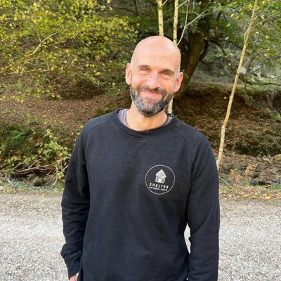 Positive thinker, nature lover and surf addicted.