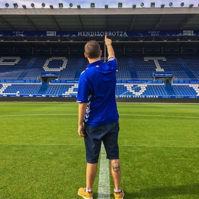❌️ Nací en Vitoria y crecí en Mendizorrotza 💙
📝 ¡Contando historias donde late el fútbol!