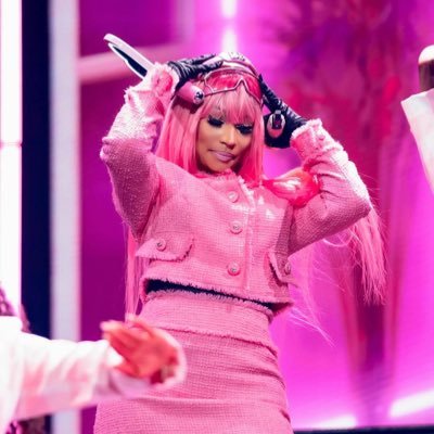 Barb since 2010 supporting the Queen of Rap Onika Tanya Maraj🎀💕 #1 Red Ruby Da Sleeze fan