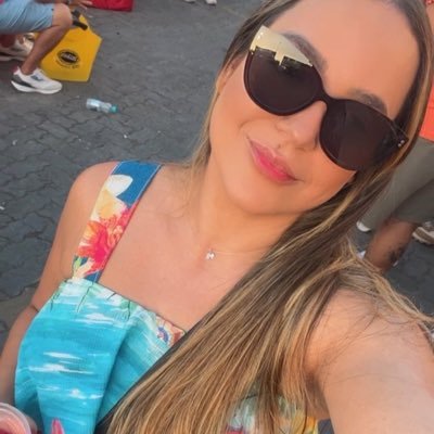 naniizinha's profile picture. 