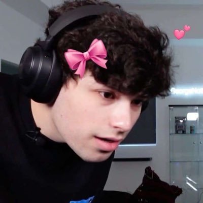 Gnfupdates27's profile picture. •gnf updates|| go follow my main @Liarose_243||aqua day🌊💙|| I❤️gnf•