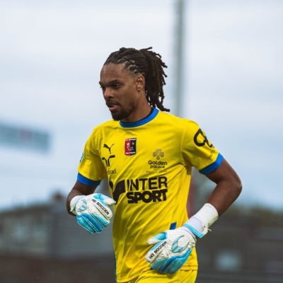 Compte officiel de Xavier Lenogue Footballeur professionnel @usbco_officiel