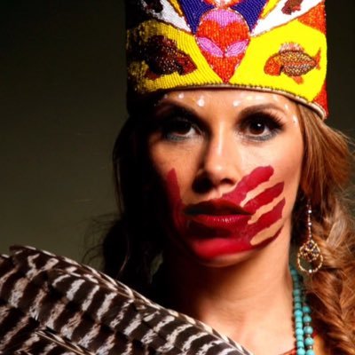 MickieJames Profile Picture