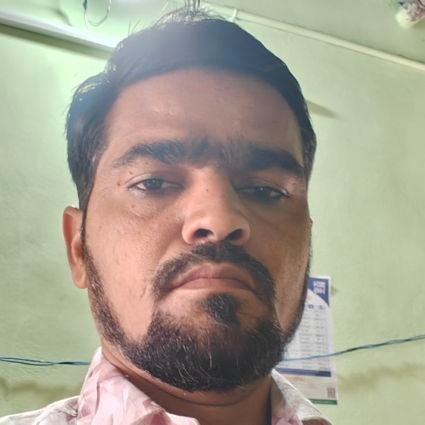 MohammadRe75829's profile picture. 