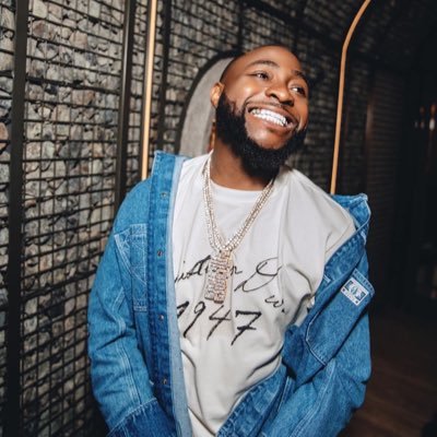 baddesst001's profile picture. gather here if you love davido ❣️❣️❣️