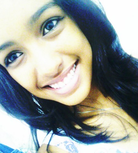 Orkut : http://t.co/TJQhgD7R3s , Messenger : larissa_anjas@hotmail.com ((: