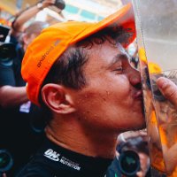 lia LANDO NORRIS RACE WINNER(@piastricc) 's Twitter Profile Photo