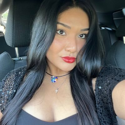 janetgonzalezz_'s profile picture. I just tweet, retweet & ❤️