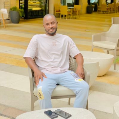 Zaharadeen005's profile picture. Do more talk less👨‍🎓Even the nicest people have their limits🔞🚭