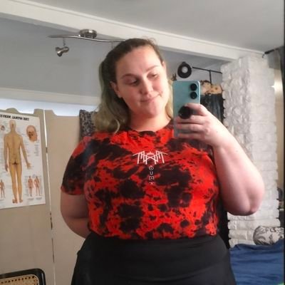 Tam_A_Saurus's profile picture. Affiliate Twitch Streamer, Photographer, Artist, Gamer and remedial therapist.