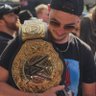 Bryan_Siix's profile picture. Losc, Wwe, Geek & Musique ✨