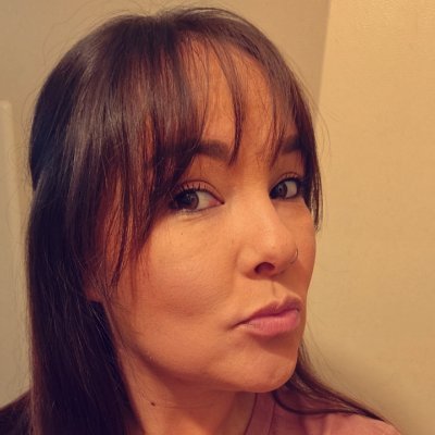 Clarissa928928's profile picture. 