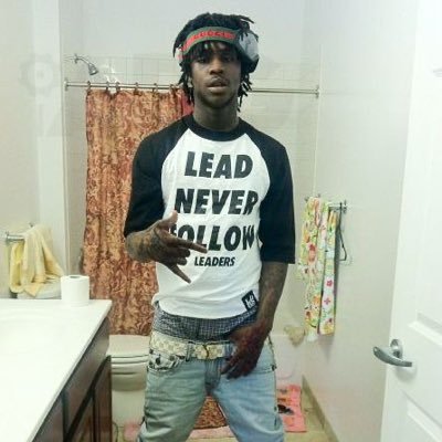 notfromhere1233's profile picture. the realest