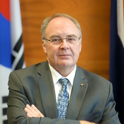 H.E. Jeff Robinson, 🇦🇺 Australian Ambassador to 🇰🇷 the Republic of Korea. 제프 로빈슨 주한호주대사.