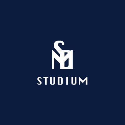 何気ない日常を、もっと豊かに。|小さく早い財布や革製品のブランドSTUDIUMストゥディウム|革製品が気になるあなたへ|革製品やプロダクトの想いをお届け|何年たっても飽きがこない革製品|経年変化を楽しむ|STUDIUMとはラテン語で“愛着”を意味|東京に製品を体感できるアトリエショップ運営