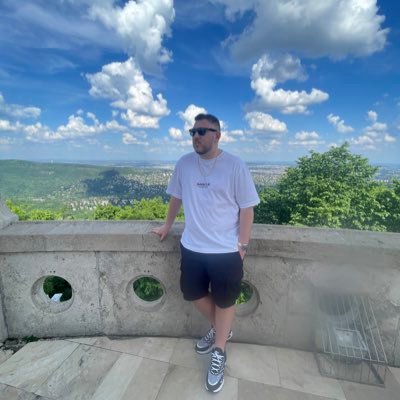 Rezargh's profile picture. They Say I Talk A little Fast But If You Listen A little Faster I Aint Got To Slow Down So You Can Catch Up! Fried Chicken Enthusiast