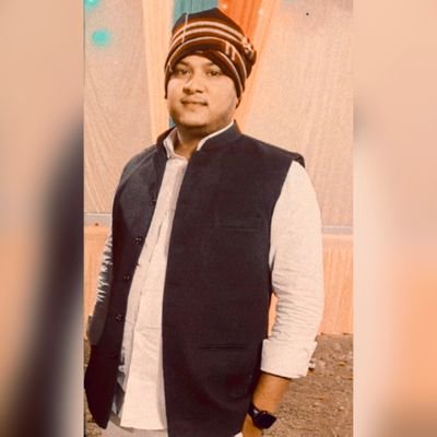 gyanendgnr23's profile picture. स्वधर्ममपि    चावेश्य    न    विकम्पितुमर्हसि ।

धाद्धि   युद्धाच्छ्रेयोऽन्यत्क्षत्रियस्य    न   विद्यते ।।