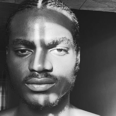 louche_mon's profile picture. awake.