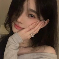 Alice (@valentinaalice_) 's Twitter Profile