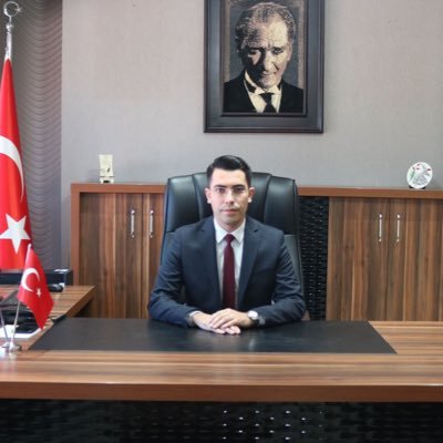 ahmetmturbe's profile picture. İstanbul Üniversitesi | Mülki İdare Amiri/ Kaymakam