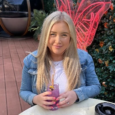 mo130109's profile picture. Redditch 📍 Midwife 👶🏼 Wife 💍 Alessia’s Mama 🩷