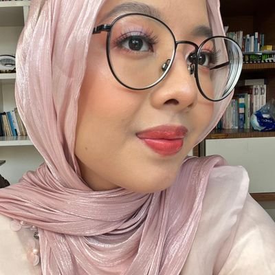 cassyspacey's profile picture. fake it till you make it, till it's true