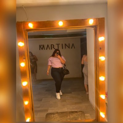 itskhristall's profile picture. 𝒯𝒽ℯ 𝓇ℴ𝒶𝒹 𝒾𝓈 𝓁ℴ𝓃ℊ, 𝓌ℯ 𝒸𝒶𝓇𝓇𝓎 ℴ𝓃✨

 26 👑💕 | MX🇲🇽 | ♌