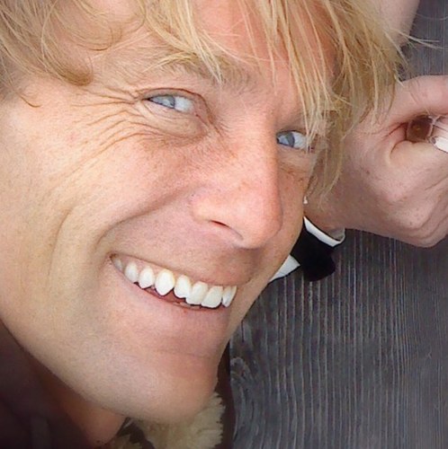 charleequint's profile picture. I woke ^ agen DIS morn. stil alive. alwys LckE me! DIS dA must b a gift. az it wiL not cum bak agen ... i BetA mAk it specL then!