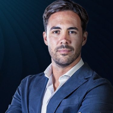 Director Deportivo @RealAvilesInd I Fundador @MomentoTeam I Entrenador UEFA PRO I Dirección deportiva y Scouting I Ciencias de la Actividad Física y del Deporte