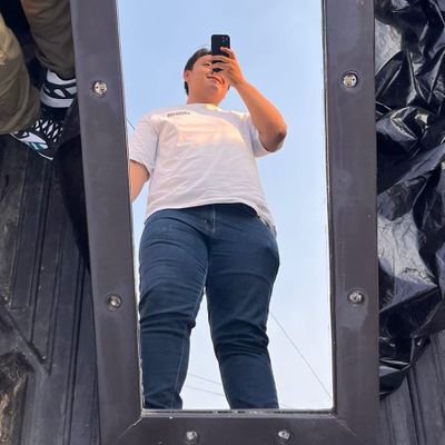 miguele91444334's profile picture. no soy monedita de oro para caerle bien a todos😜