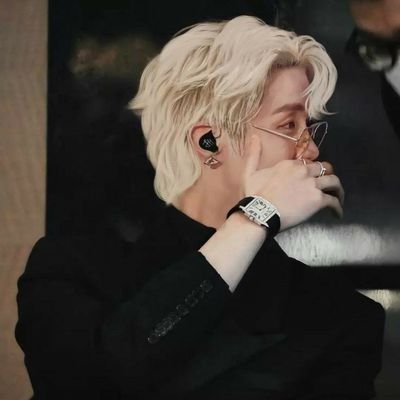 valepon26760871's profile picture. 💜💜