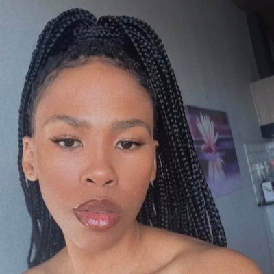 Fashion Student  / Aviation/ South African YouTuber| IG:Uyandantombela 🇿🇦 https://t.co/b37ePhvY4B